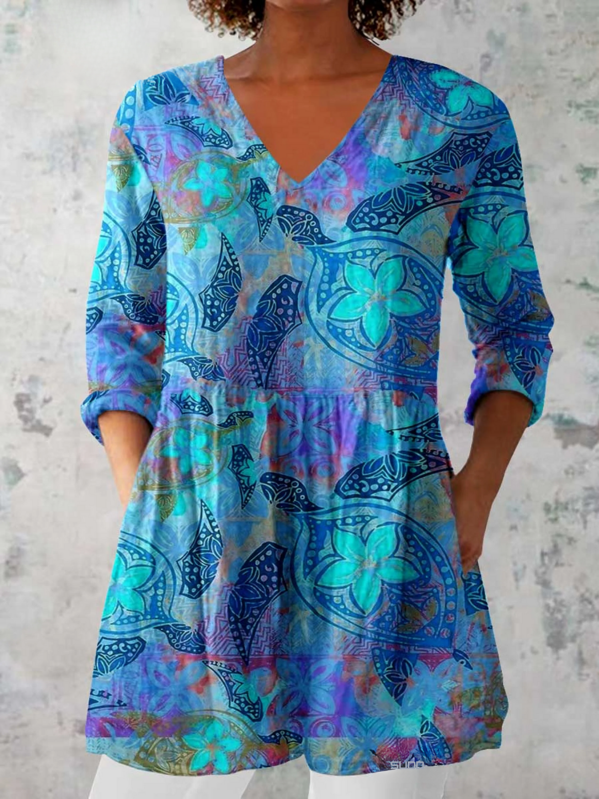 Susan | Longline V-Neck Blouse