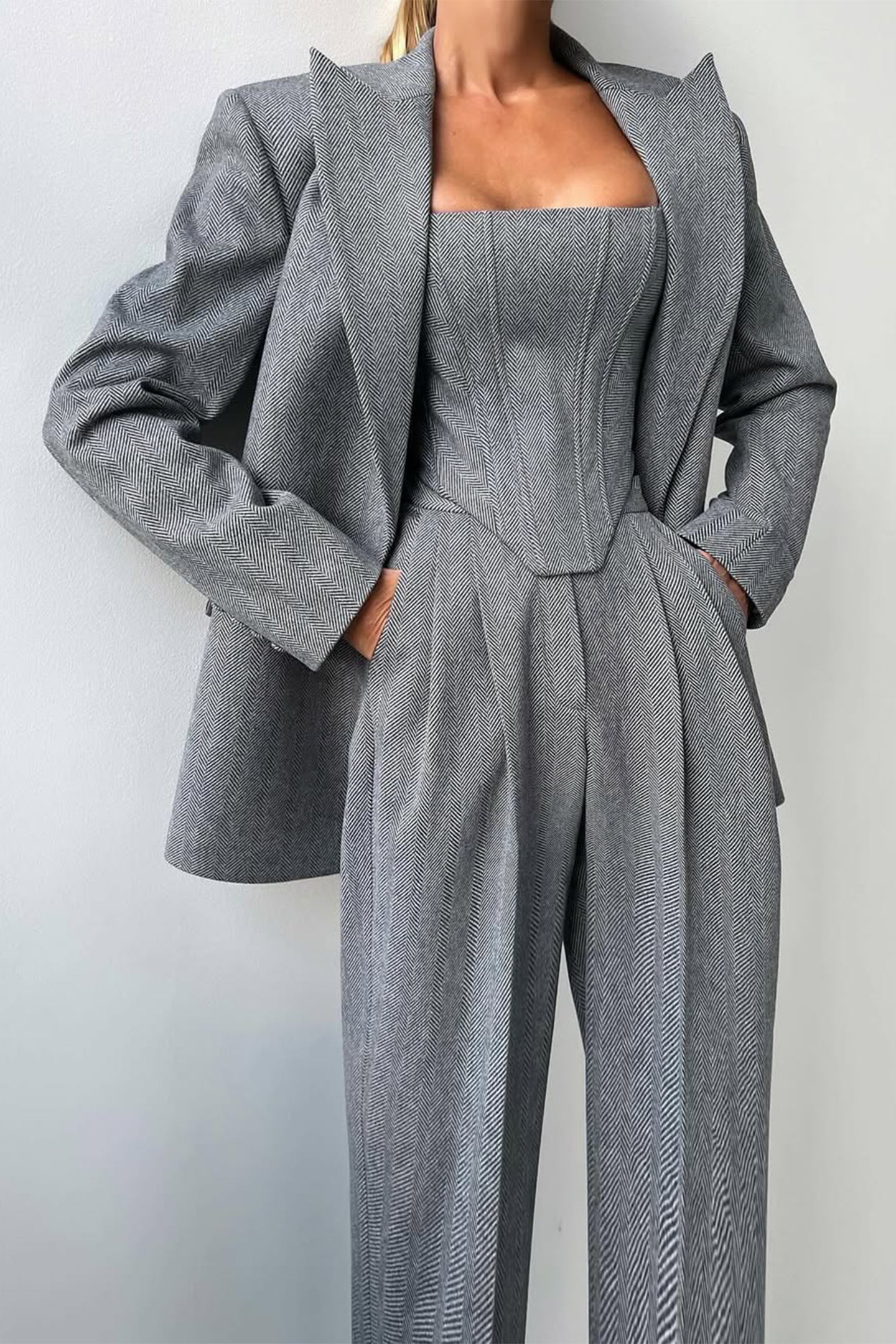 Dolce™ | Three-piece set with double-breasted blazer